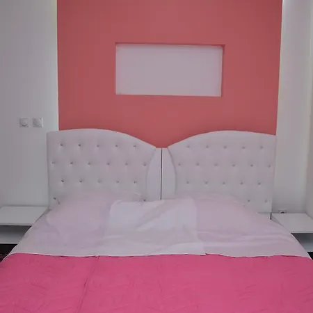 Prenociste Bojan 017 * Vranje