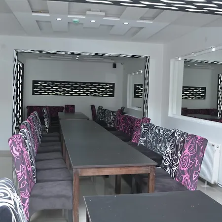 Prenociste Bojan 017 * Vranje