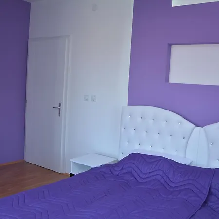 Prenociste Bojan 017 * Vranje