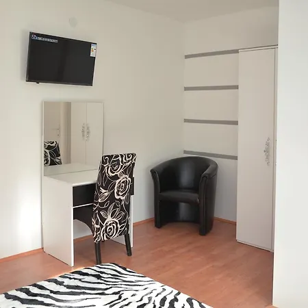 krevet i doručak Prenociste Bojan 017 *