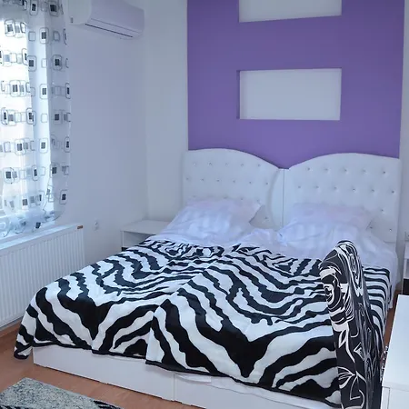 Prenociste Bojan 017 * Vranje