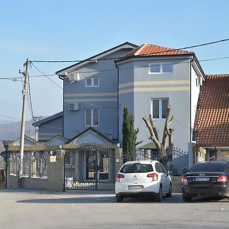 Bed & Breakfast Prenociste Bojan 017 *