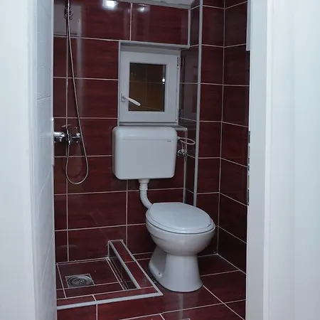 Bed & Breakfast Prenociste Bojan 017 *