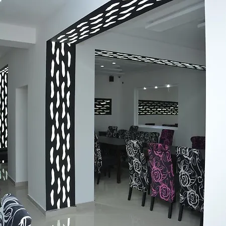 Prenociste Bojan 017 * Vranje