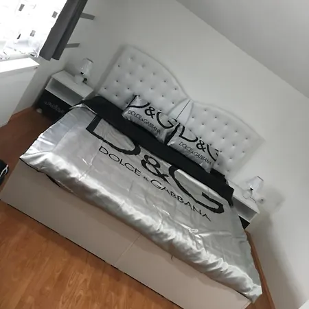 Prenociste Bojan 017 *